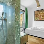 Marble Luxury Apartment Mailand
