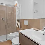 Marble Luxury Apartment *