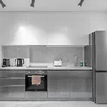 Marble Luxury Apartment *