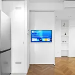 Marble Luxury Apartment *